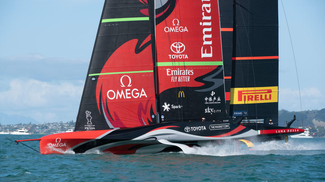 Emirates Team New Zealand and Luna Rossa start race seven