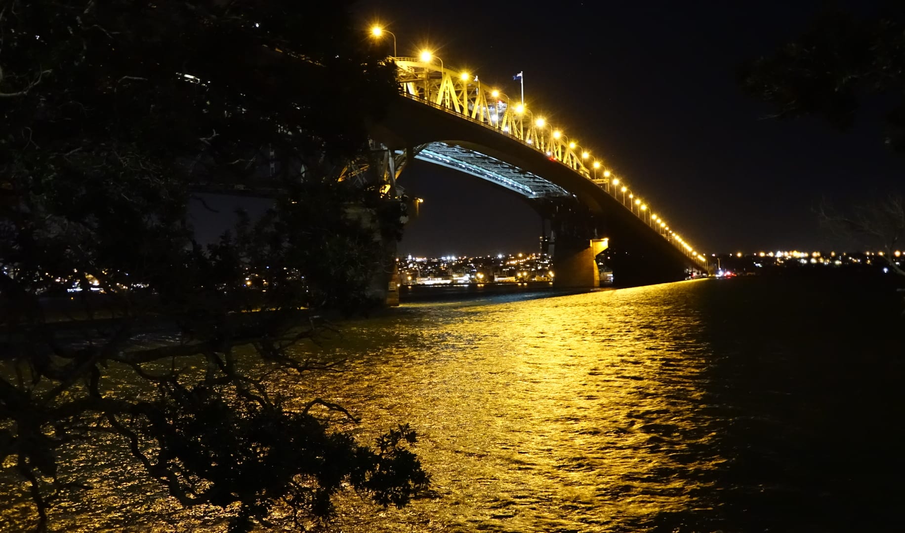 Harbour Bridge lights 'to change the Auckland skyline' RNZ News