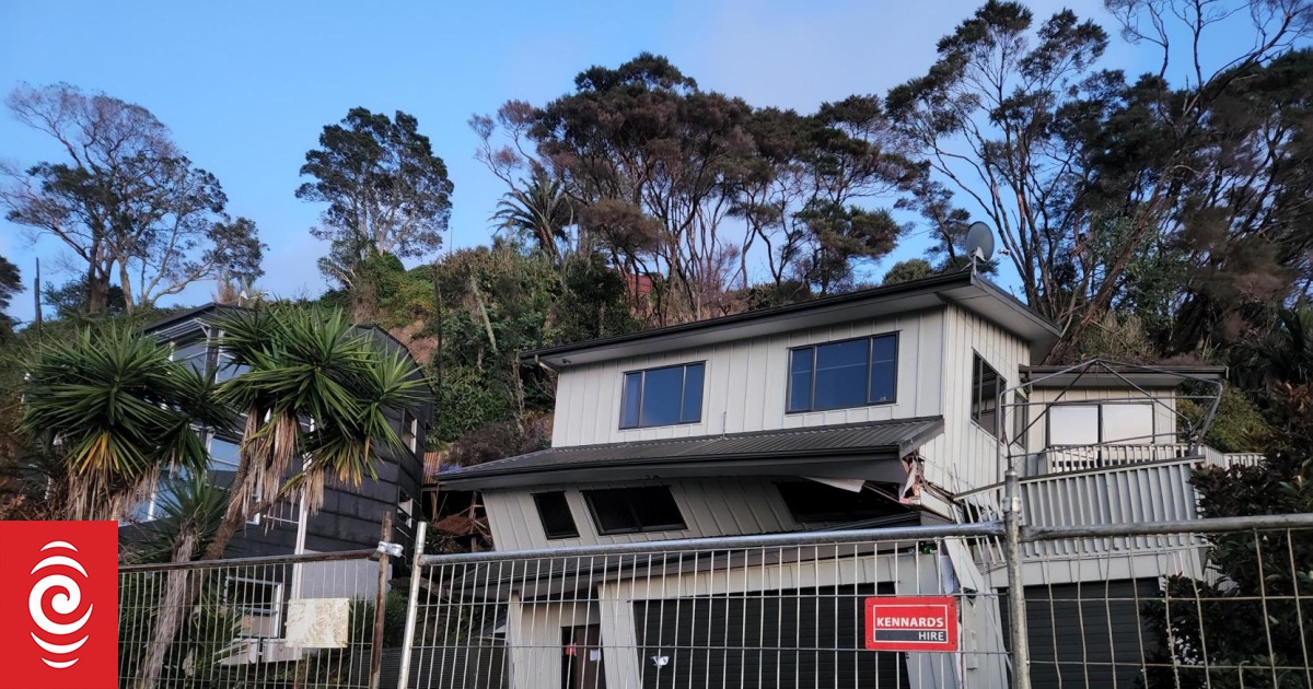 West Auckland house to be demolished RNZ