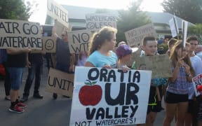 Residents in the West Auckland suburb of Oratia are vowing to fight a proposal to build a giant water treatment plant in their neighbourhood.