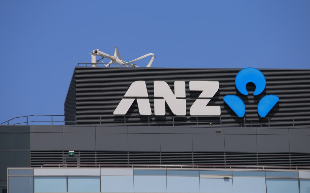 26315243-澳大利亚墨尔本-2014 年 3 月 1 日澳大利亚和新西兰银行 anz 的标志-澳大利亚四大银行之一