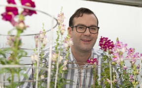 Nick Albert has won the 2020 Hamilton Award for his research into colour in flower.