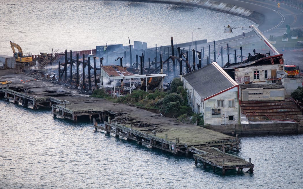 Wellington fire crews battle blaze at Shelly Bay RNZ News