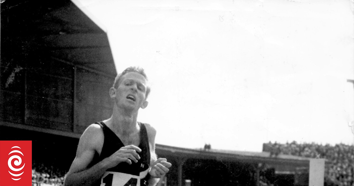 Athletics legend Sir Murray Halberg dies