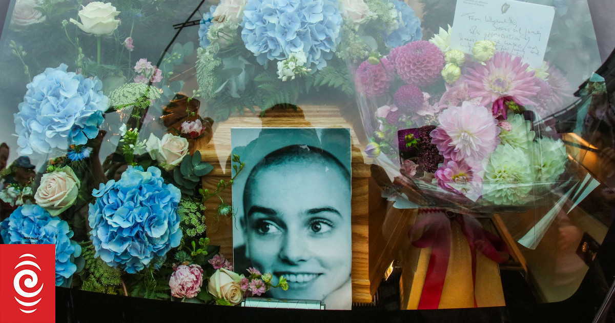Fans bid seaside farewell to Sinéad O'Connor with songs, flags and flowers - Vimarsana News