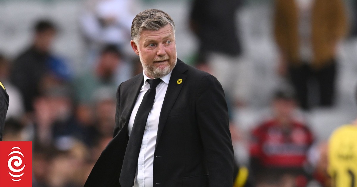 Former Wellington Phoenix coach on rescue mission - Vimarsana News