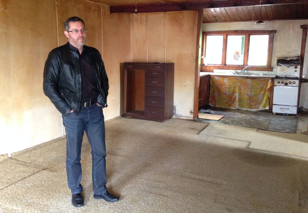 Agent Kirk Vogel said the Grey Lynn home was one of the worst condition houses he had seen for some time.