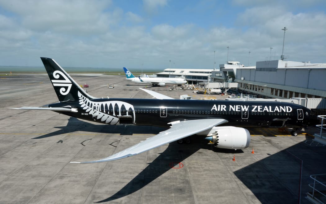 Air New Zealand planes in Auckland International Airport .