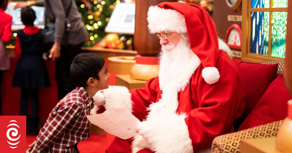 What it takes to be a professional Santa - Vimarsana News
