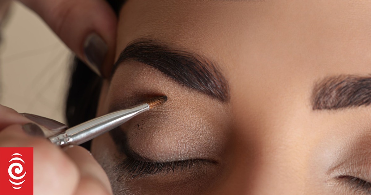 Agencja Ochrony Środowiska proponuje szeroki zakaz stosowania „chemii na zawsze” w kosmetykach