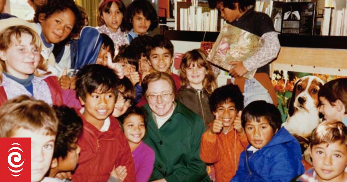 World’s first woman national librarian, Mary Ronnie, dies at 96