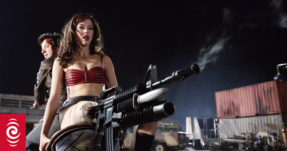 Grindhouse gets the full Blu-ray treatment - Vimarsana News