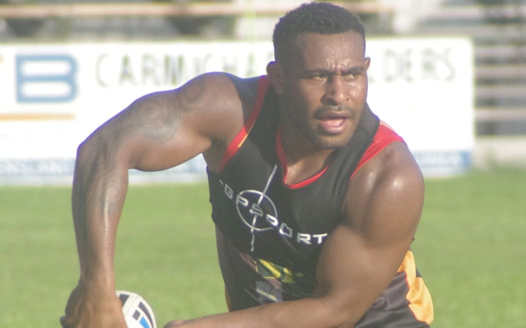 PNG Hunters player Stanton Albert has signed with the Penrith Panthers.