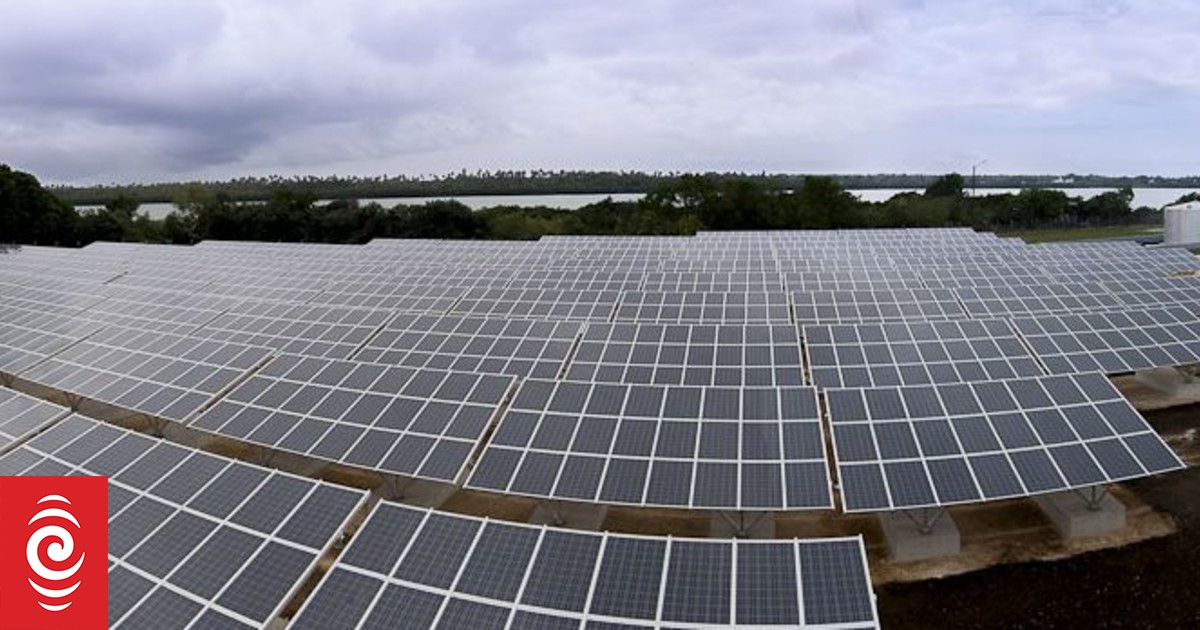 Sunshine powers Tonga hospital RNZ News