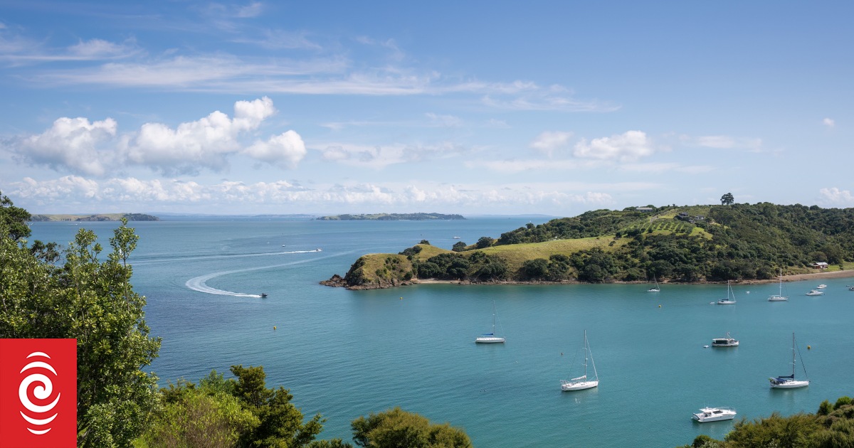 Multiple threats leave Hauraki Gulf in uncharted waters, report finds - Vimarsana News