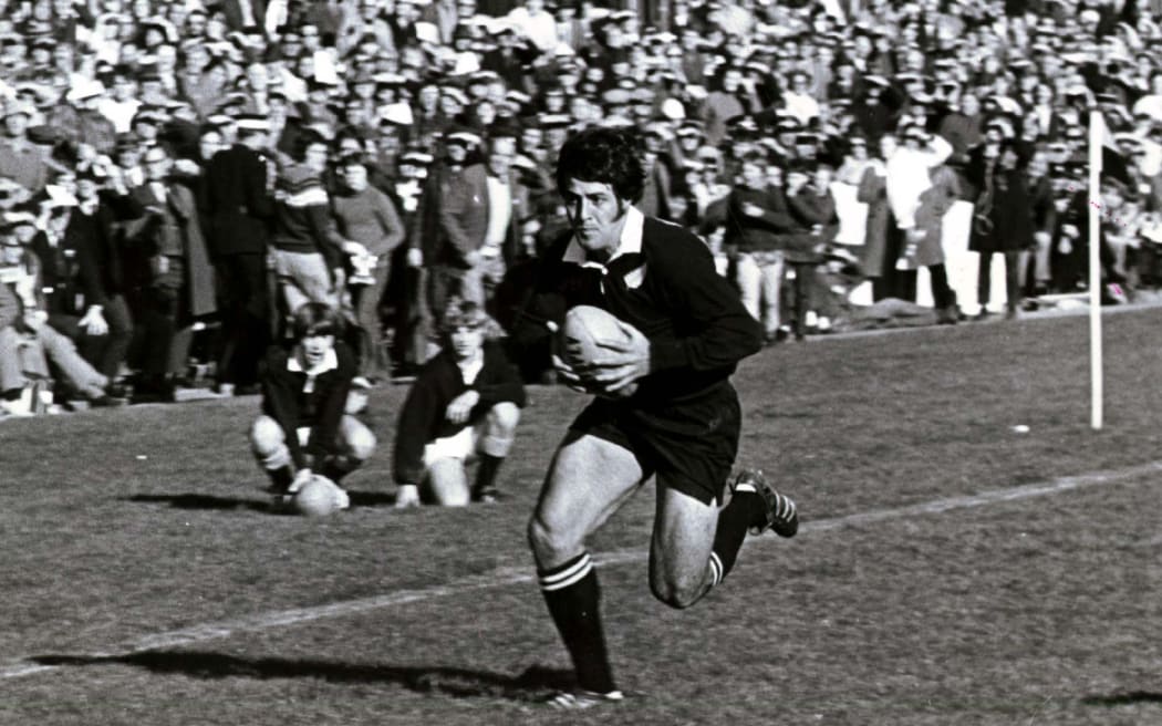 Bryan Williams playing for the All Blacks