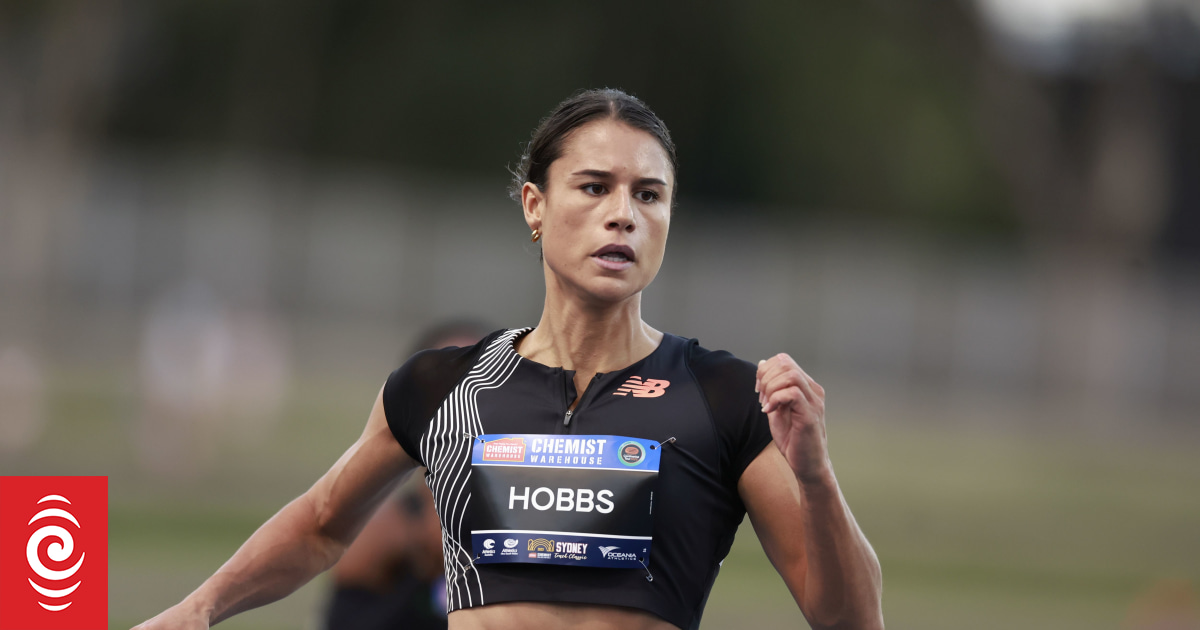 Zoe Hobbs to line up against star sprinters
