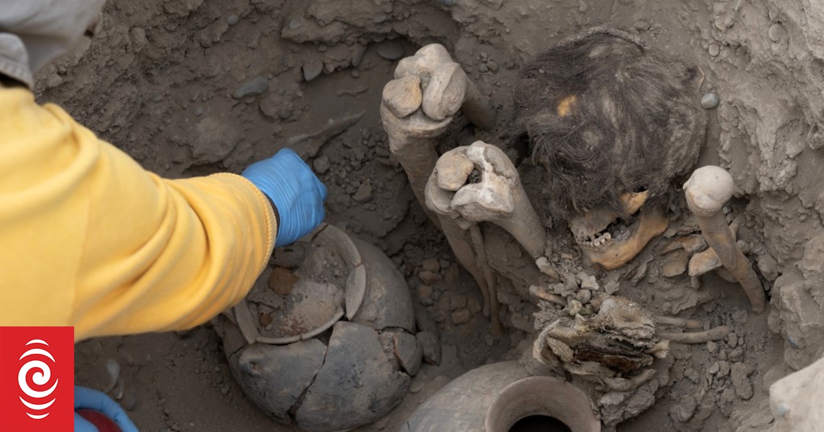 Archaeologists unearth 1000-year-old mummy in Peru residential neighborhood - Vimarsana News