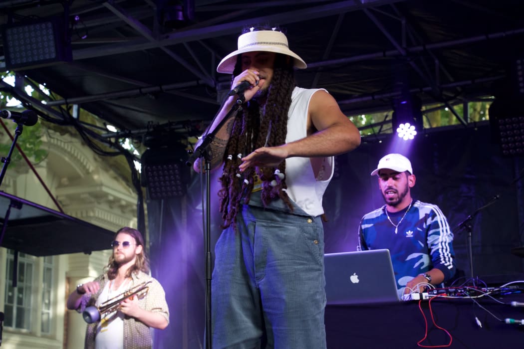 Melodownz and IllBaz performing as part of collaborative project High Beams at Laneway 2019