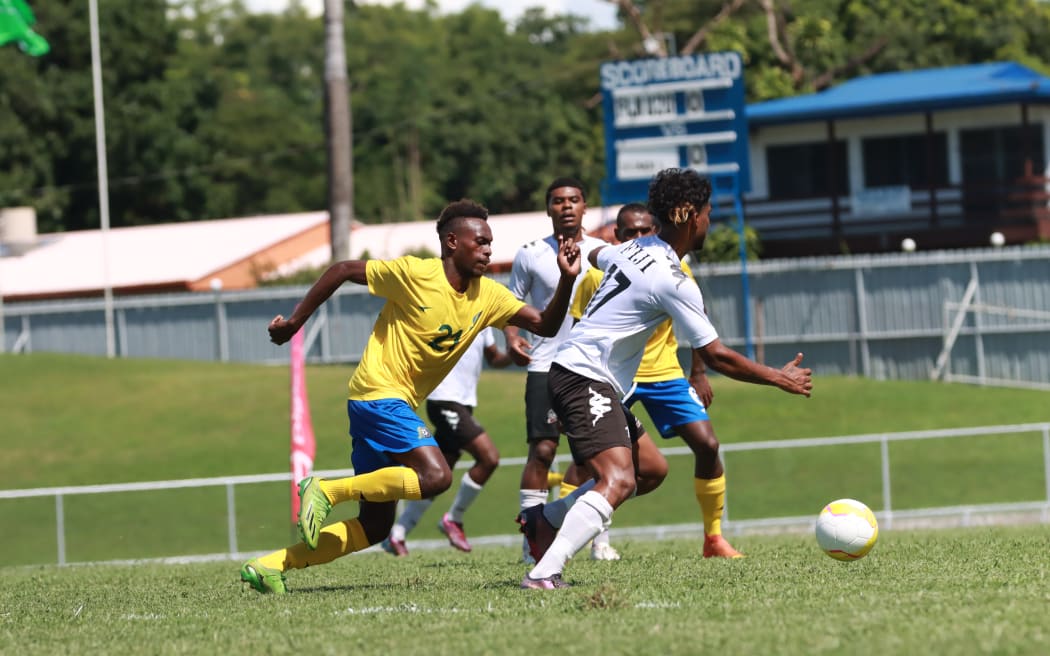 Action du match entre les Îles Salomon et les FidjiU-20 à Lautoka