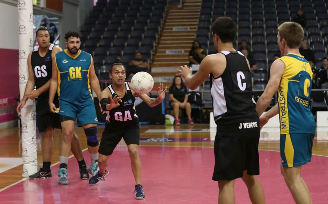 New Zealand men's netball team playing Australia at 2018 the trans-Tasman Cup