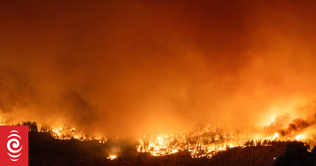 Canada wildfires: Residents scramble to flee fires in Kelowna and Yellowknife - Vimarsana News