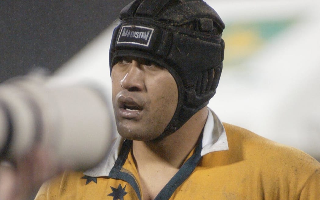 Toutai Kefu, playing for Australia in 2002.