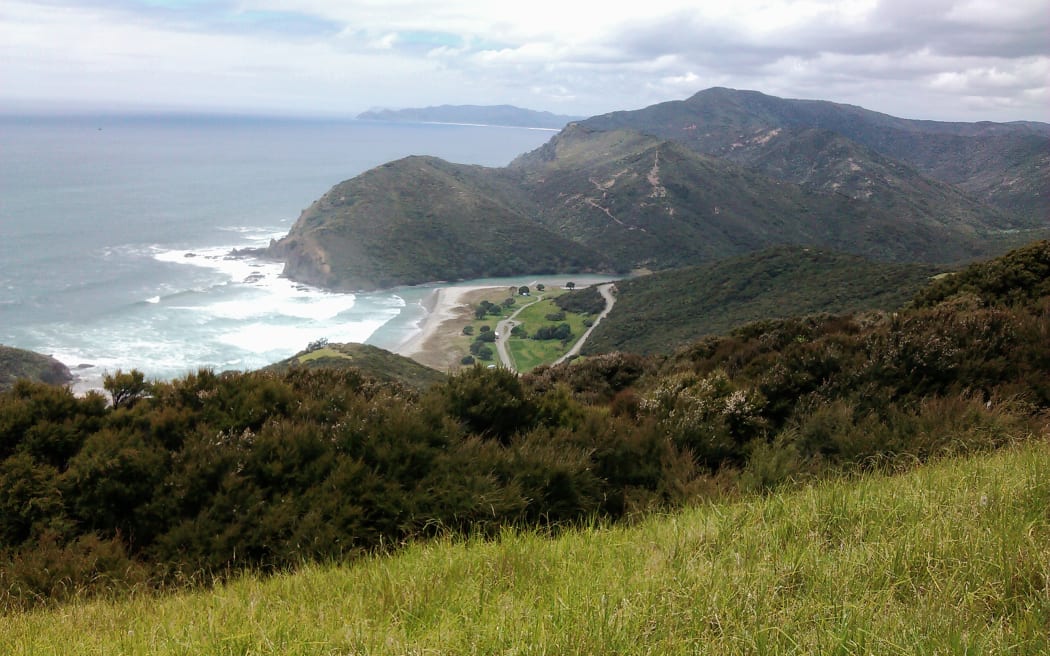 040314. Photo Lois Williams / RNZ. Cape Reinga looking south to Tapotupotu and Spirits Bay