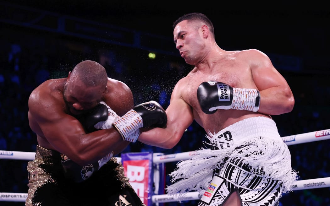 Joseph Parker fights Derek Chisora 2021.