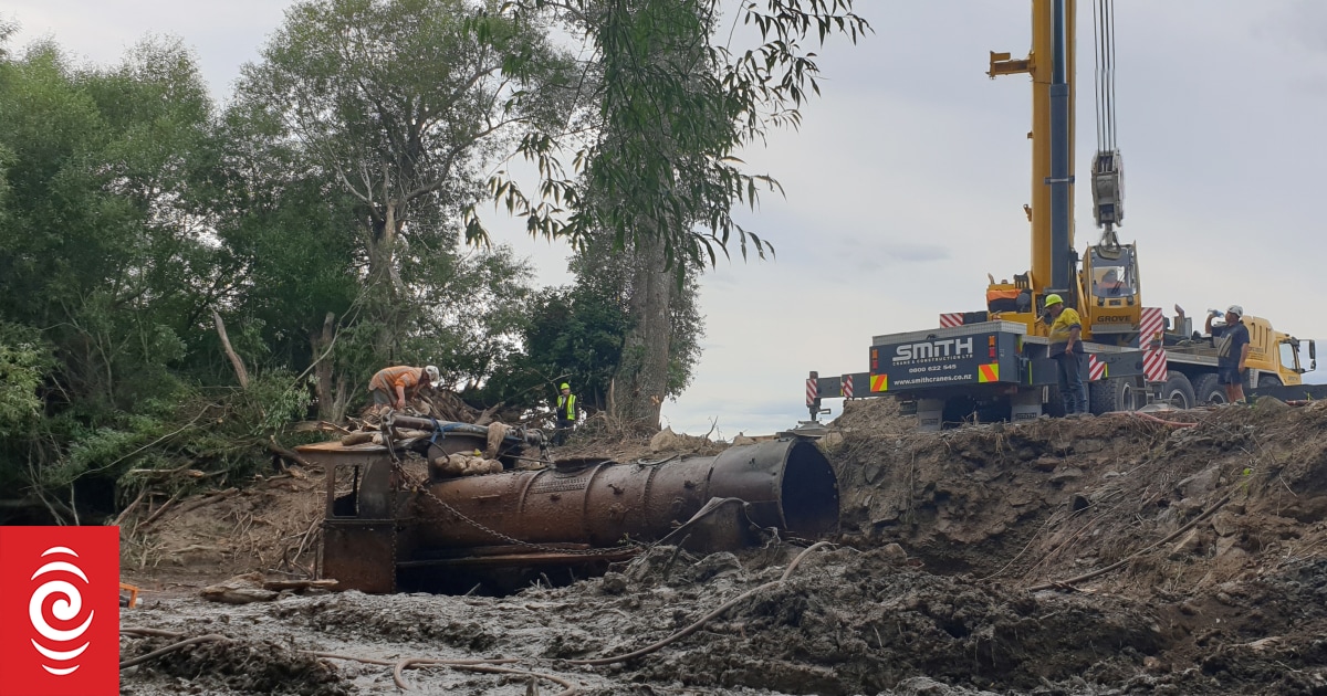 Lumsden emerges from mud after 93 years RNZ