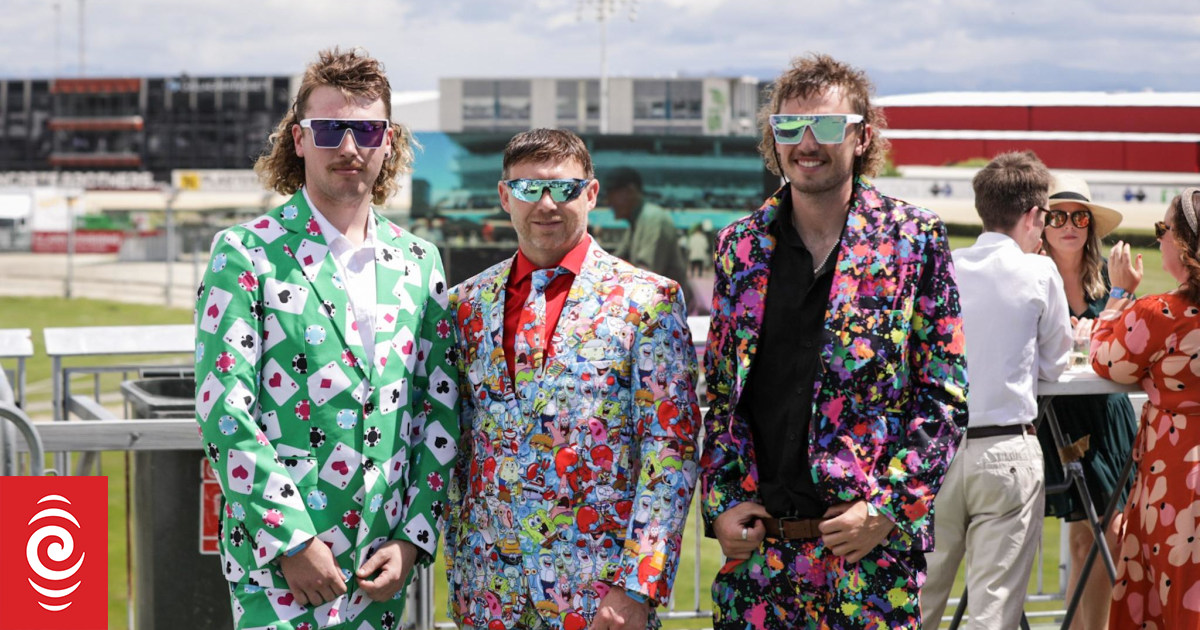 Christchurch cup day Fascinators & colourful suits on display RNZ