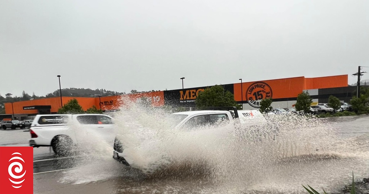 Some broadcasters still shrugging off storm warnings - Vimarsana News