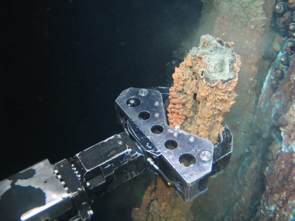 Sampling copper under the sea