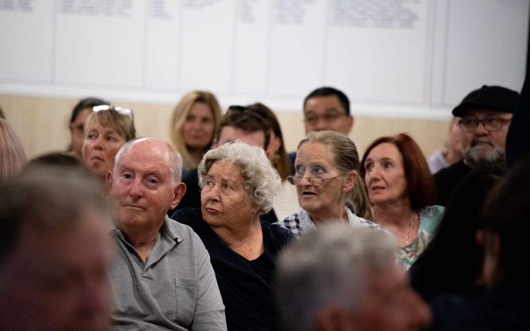 A public meeting was held in Mairangi Bay on 27 March 2023, as locals were frustrated with local bus cancellations.