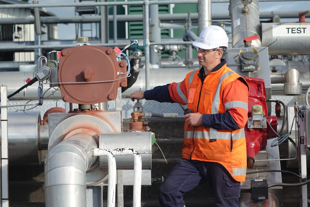 Offshore ban causes onshore pain RNZ News