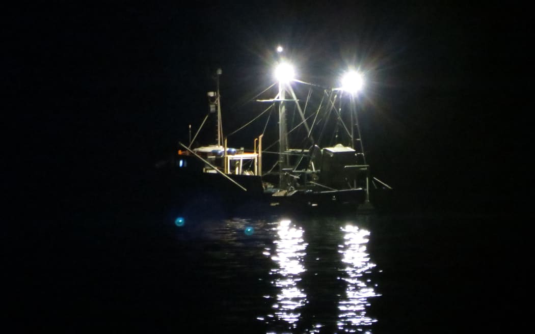 Vessels such as fishing boats may have bright lights that attract and disorient birds which can lead them to collide with the vessel and drown.