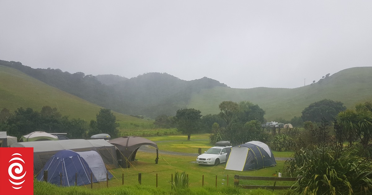 Summer storm: Heavy rain batters Northland, Auckland braces for impact