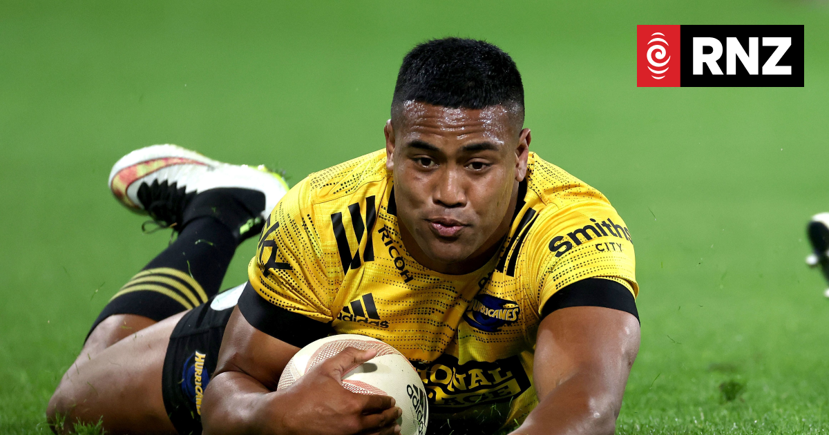 Former All Black Julian Savea signs with Moana Pasifika - Vimarsana News