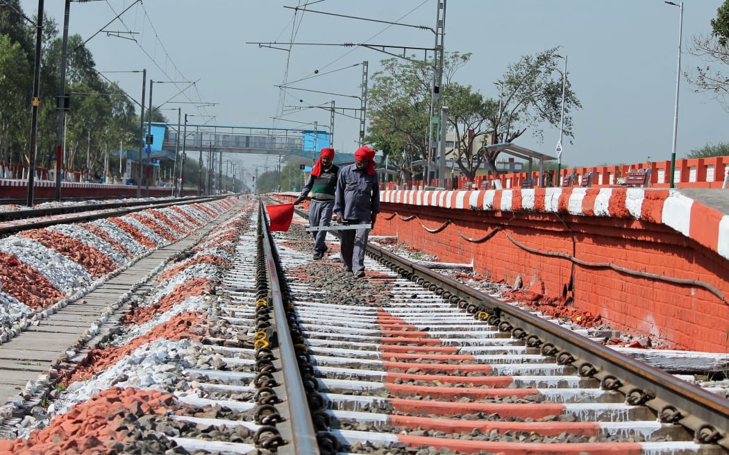 Track maintainers at work, at the beautified Mohali Railway Station, on March 09, 2018. The Times of India/Balish Ahuja