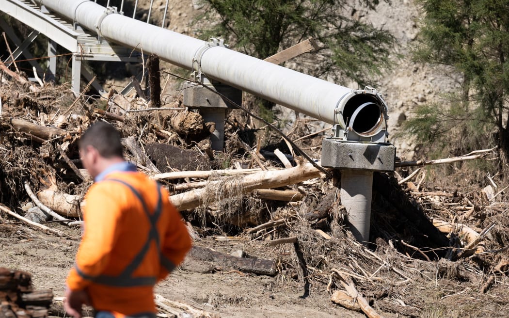 Gisborne's main water pipe has been significantly damaged during Cyclone Gabrielle, forcing the city into a water crisis. Contributing to the issue was forestry waste washing down from the council’s own plantation.