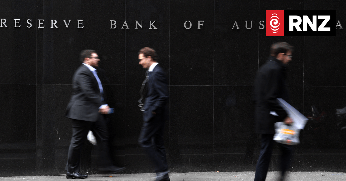 Australia's cost of living has reached a record high, businesses are struggling, and interest rates are rising. Is a recession coming? - Vimarsana News