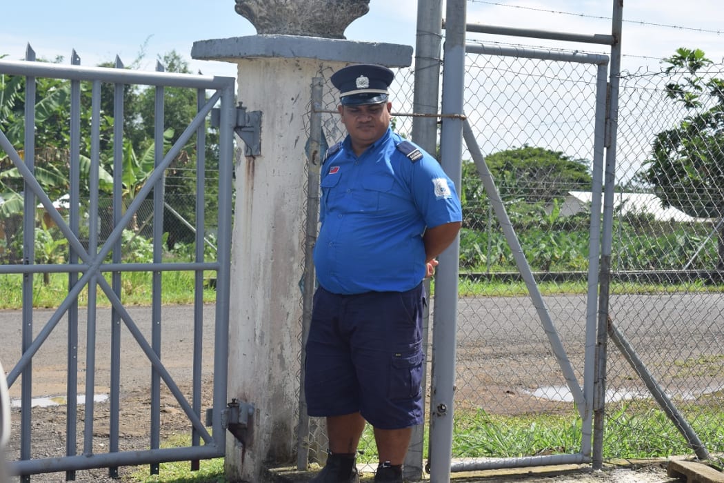 A Samoan prison guard