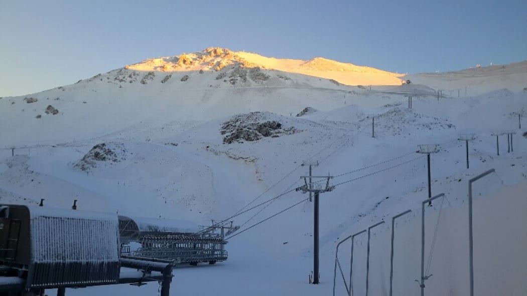 Snow on Mt Hutt, where access to the skifield was cut off to vehicles other than snowmobiles.
