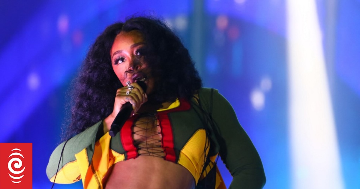 RPT-SZA tops Grammy nominations in a year made for women and 'Barbie' - Vimarsana News