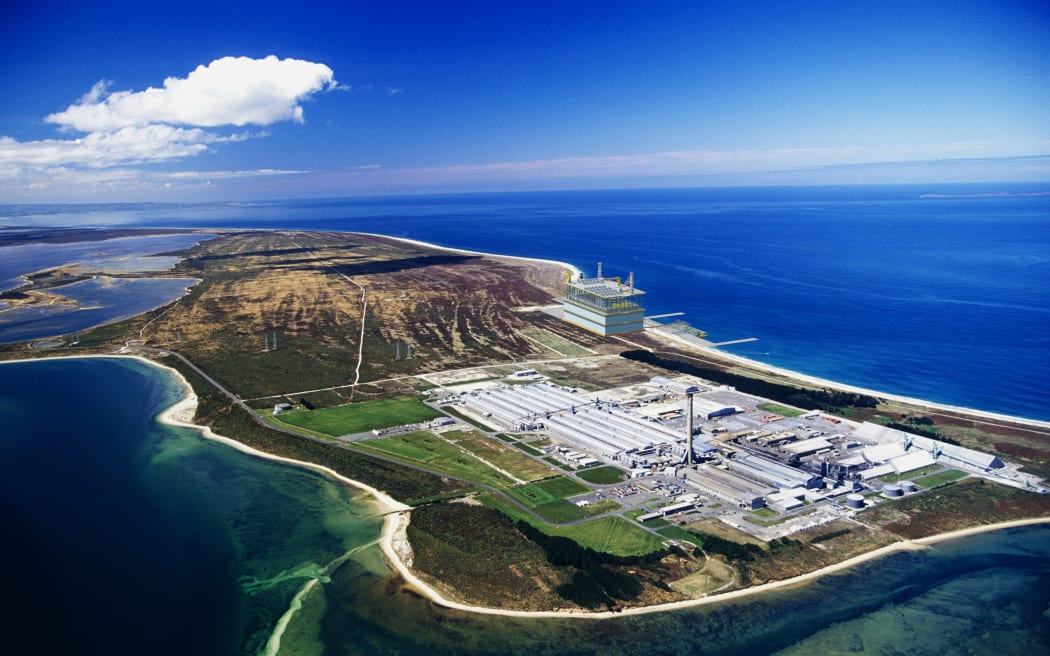 An artist impression of how a potential air carbon capture facility could look for scale at Tiwai Point.