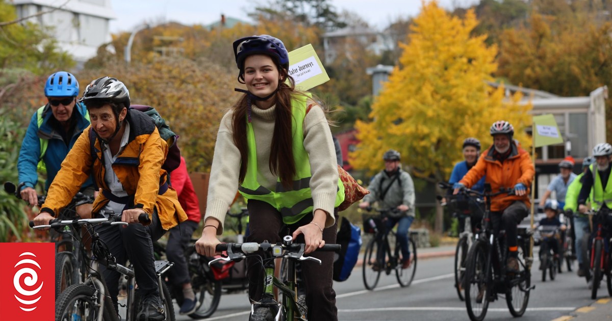 Nelson cyclists and pedestrians rally for 'travel justice' - Vimarsana News