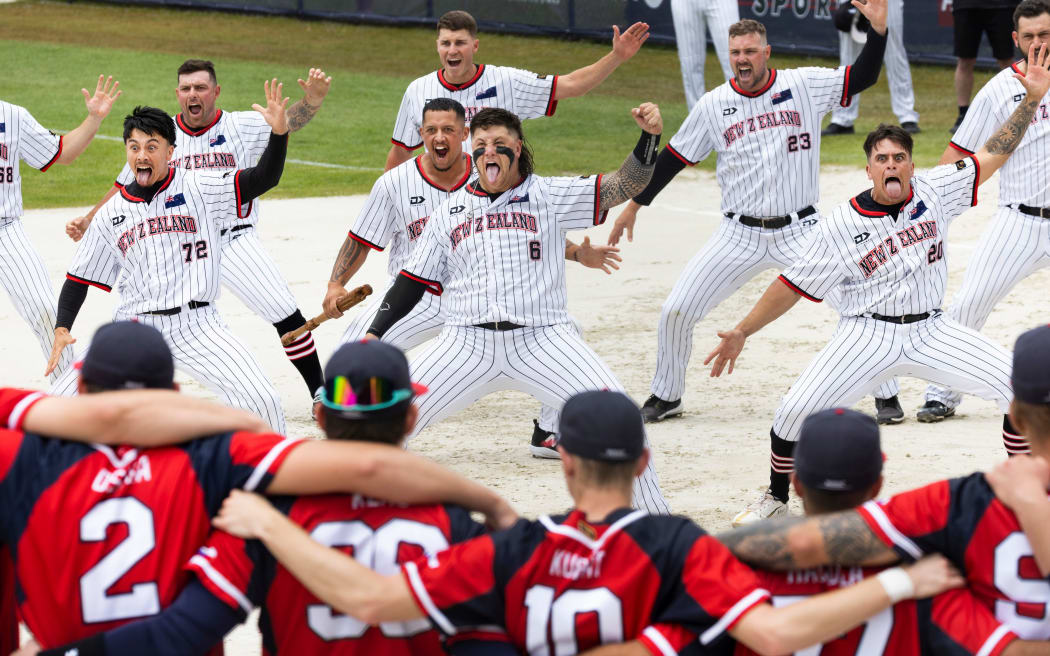 Black Sox beat Czech Republic in World Cup opener RNZ News