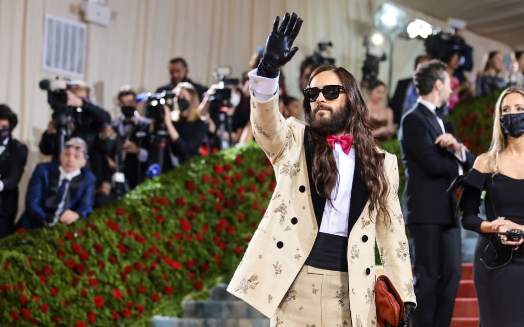 NEW YORK, NEW YORK - MAY 02: Jared Leto attends The 2022 Met Gala Celebrating "In America: An Anthology of Fashion" at The Metropolitan Museum of Art on May 02, 2022 in New York City. (Photo by Jamie McCarthy/Getty Images)