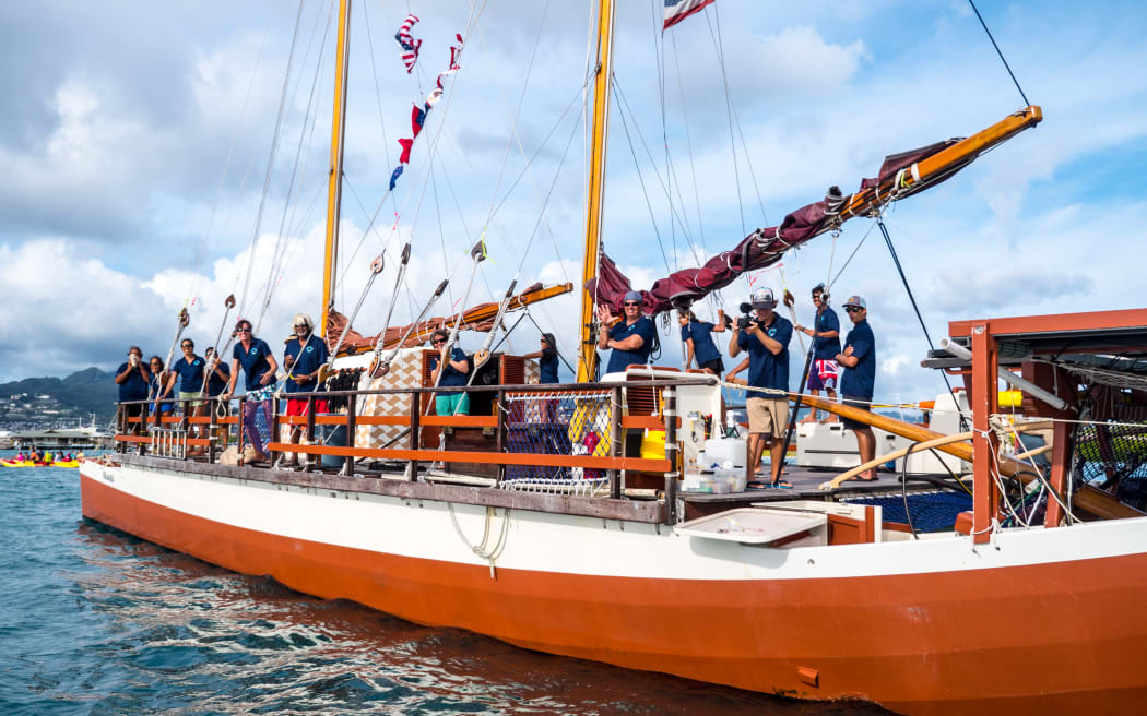 Quelques membres de l'équipage de la Polynesian Expedition Society