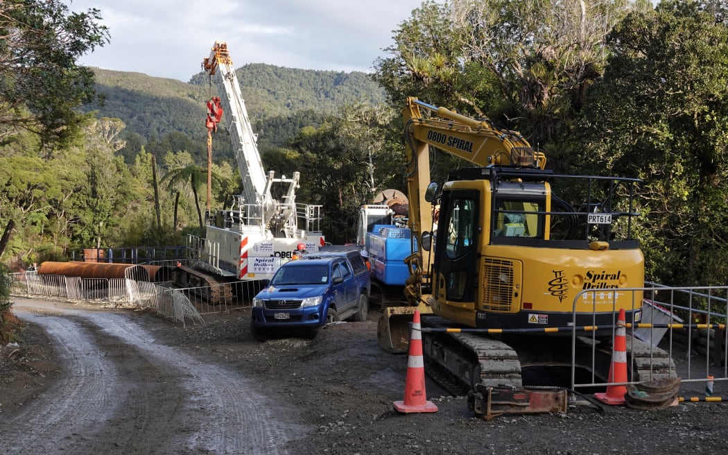 At the southern end of the gorge the road is still little more than a four-wheel drive track